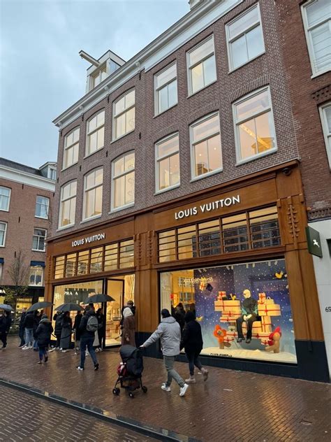 louis vuitton webshop nederland|louis vuitton hooftstraat.